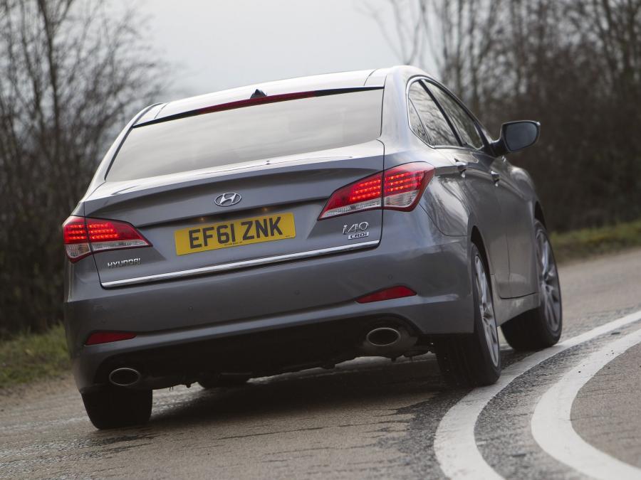  Hyundai i40 Sedan 2012 года  (UK) (фото 14 из 21)